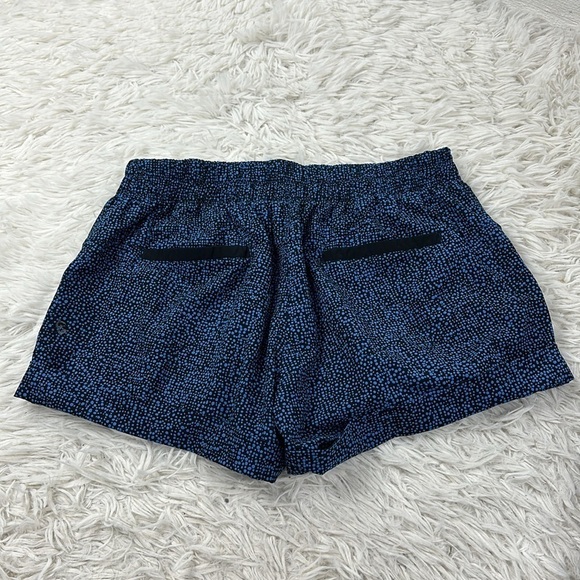 Lululemon Spring Break Away Short II Bubbles Pipe Dream Blue Black / Black - Picture 6 of 7
